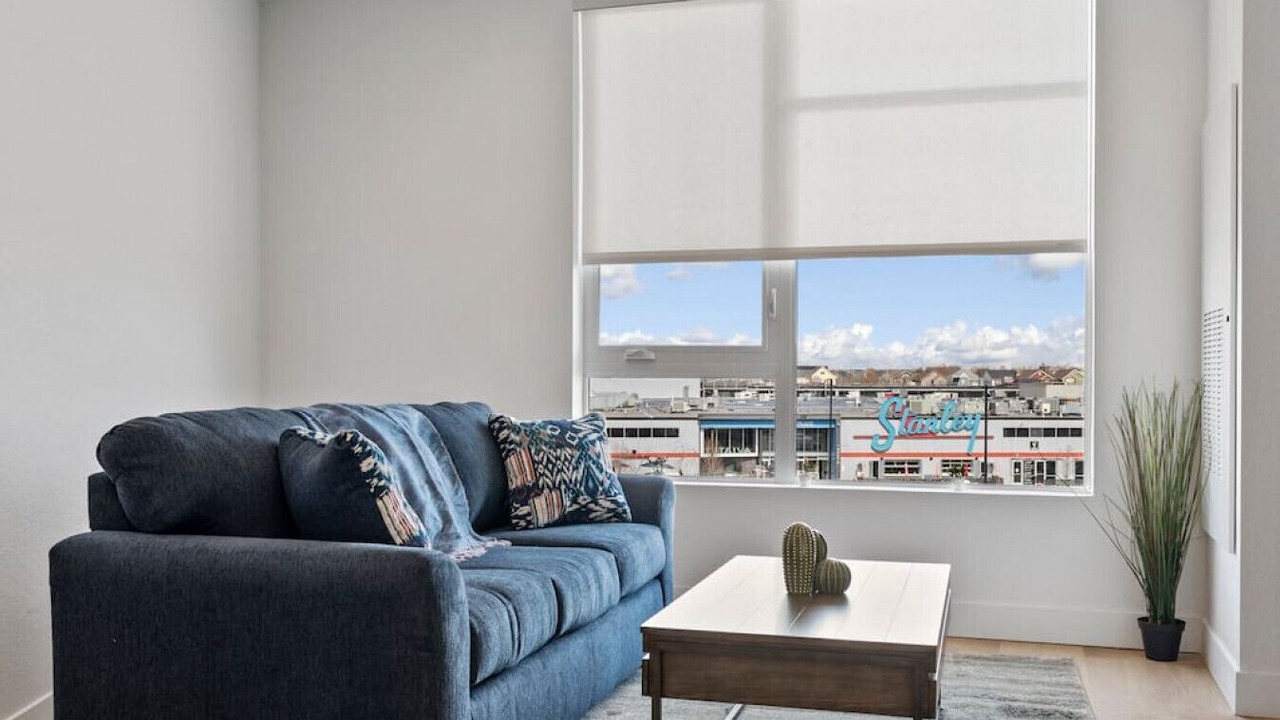 Photo of Livingroom in Aurora