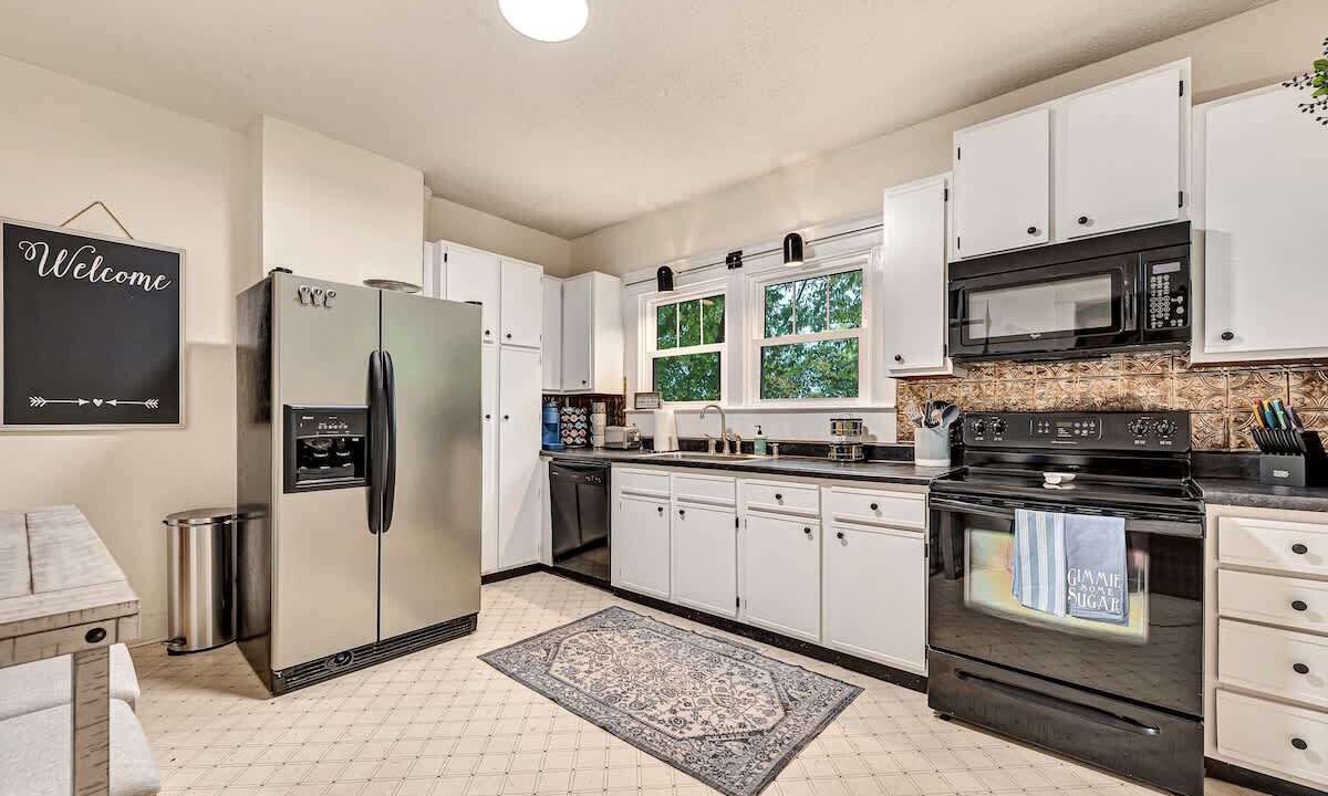 Photo of Kitchen in Siloam Springs