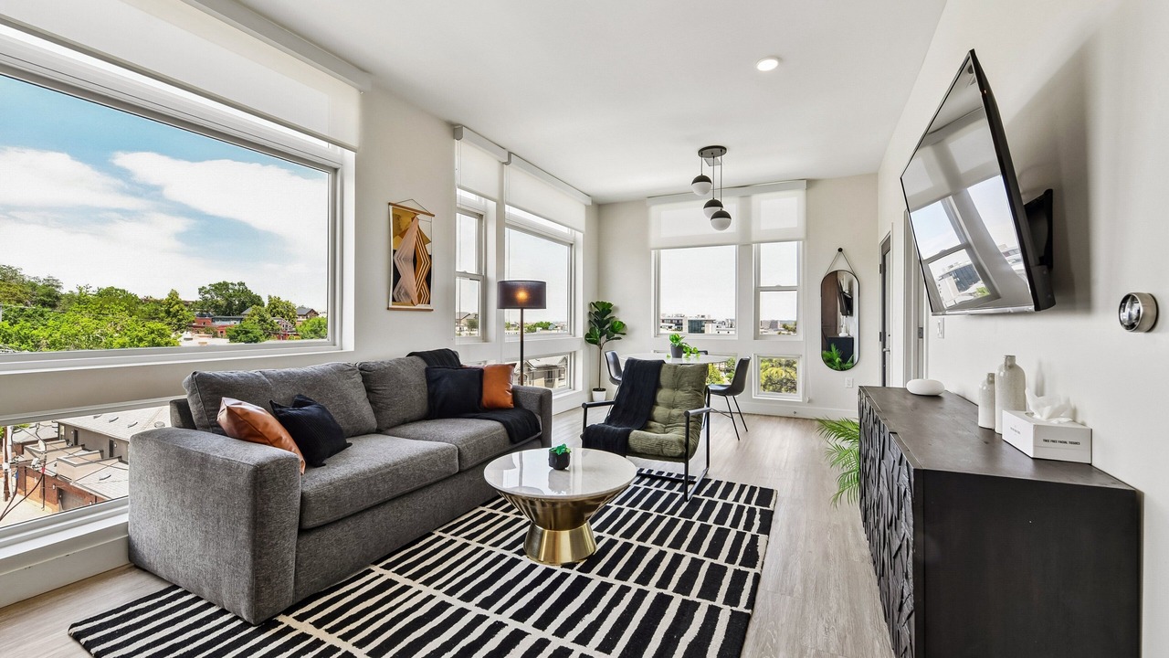 Photo of Livingroom in Highland