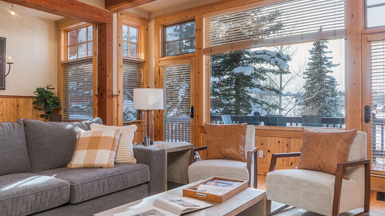 Photo of Livingroom in Mountain Village
