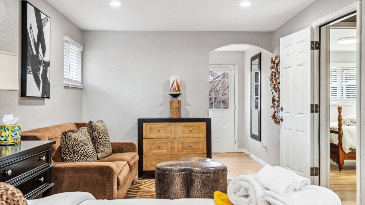 Photo of Bedroom in North Alameda