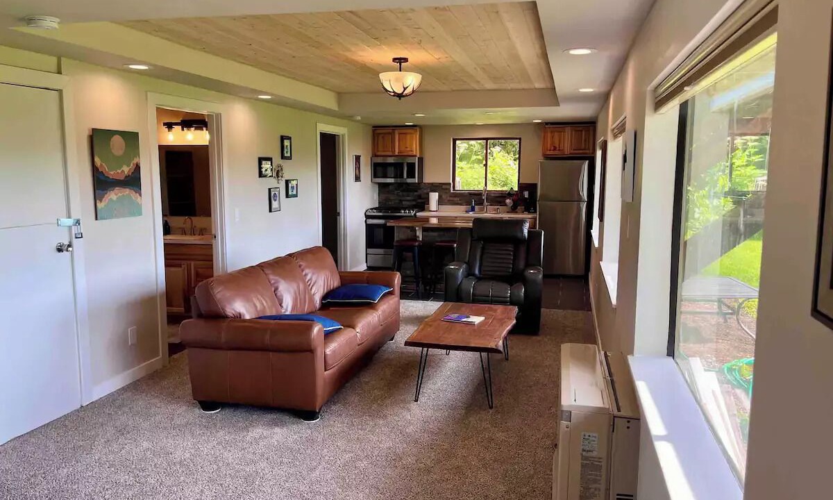 Photo of Livingroom in Kachemak