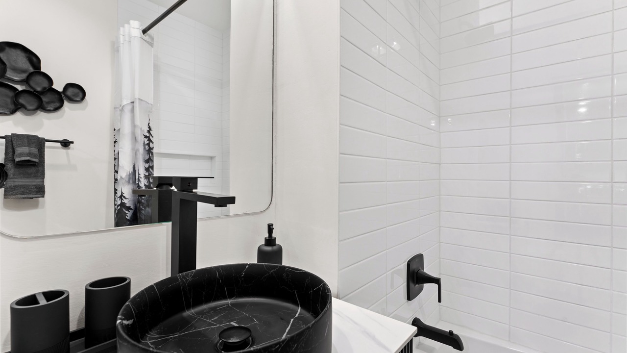 Photo of Bathroom in River Run