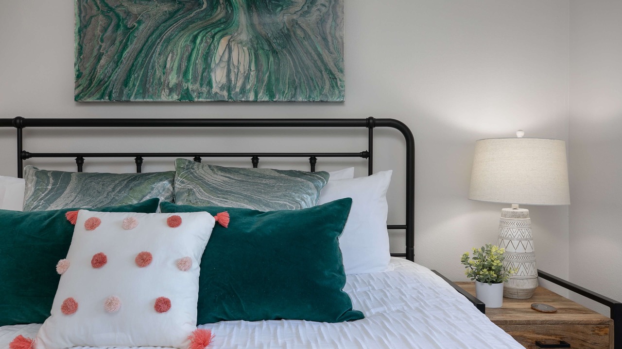 Photo of Bedroom in Peak 9