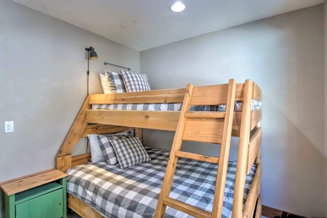 Photo of Bedroom in Alma