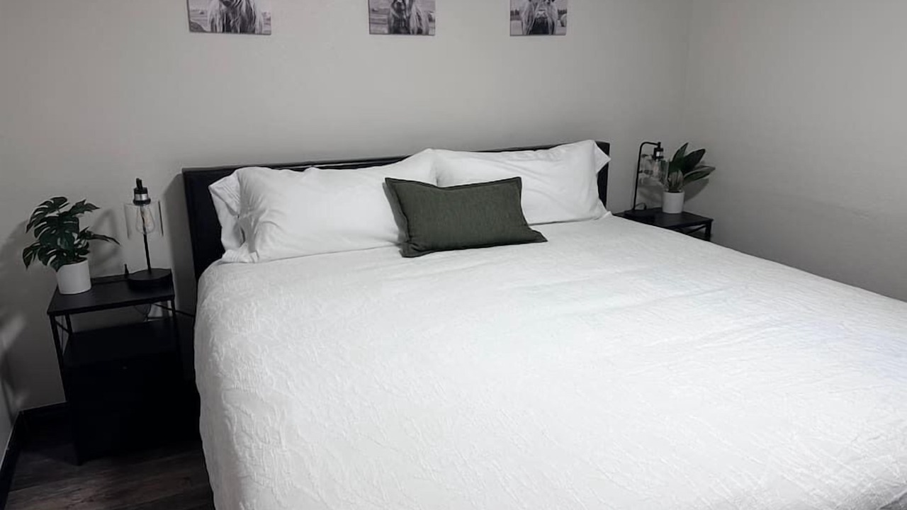 Photo of Bedroom in West Colorado Springs