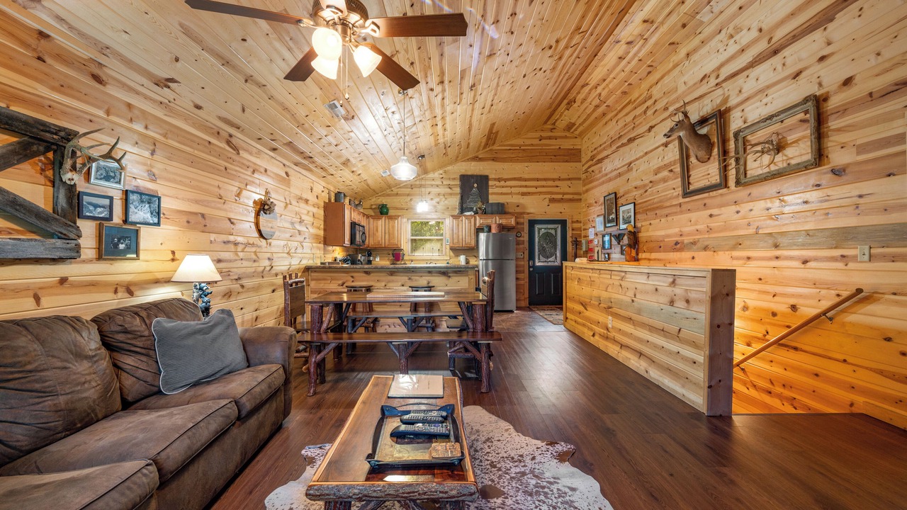 Photo of Livingroom in Pigeon Forge