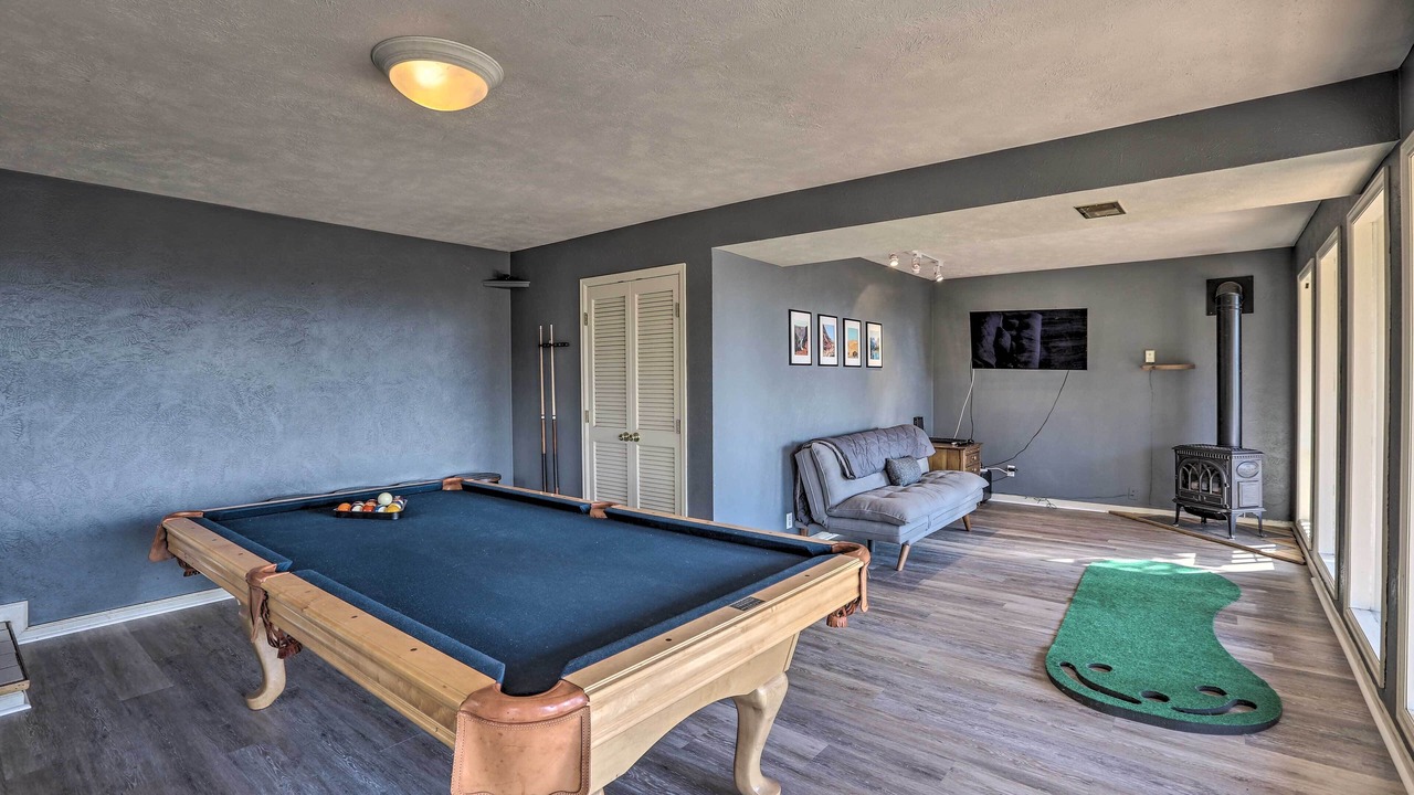 Photo of Bedroom in Conifer Mountain and Meadows