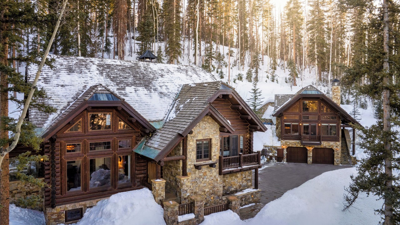 Photo of Outdoor in Mountain Village