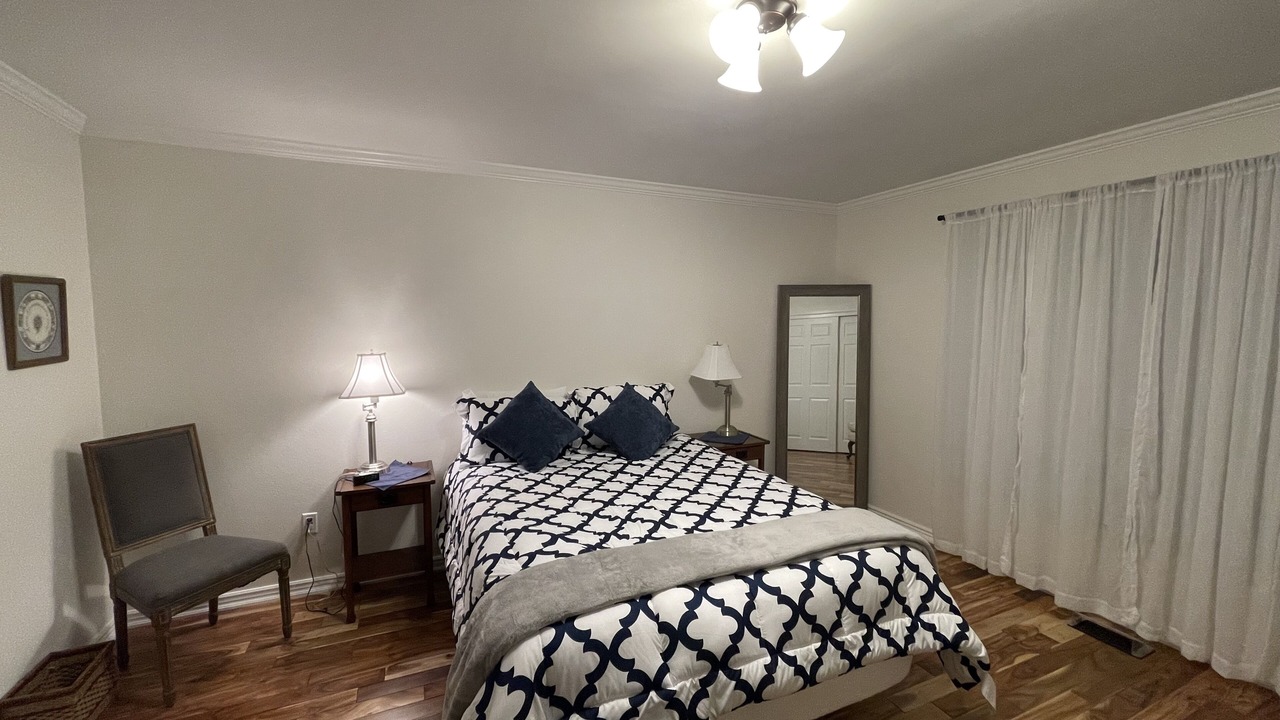 Photo of Bedroom in Englewood