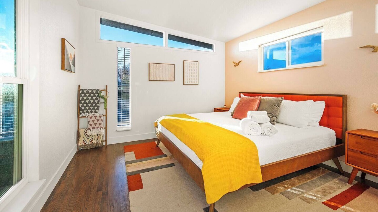 Photo of Bedroom in Lamar Heights Area