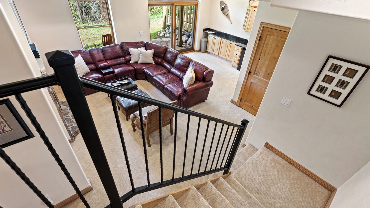 Photo of Livingroom in Eagle-Vail