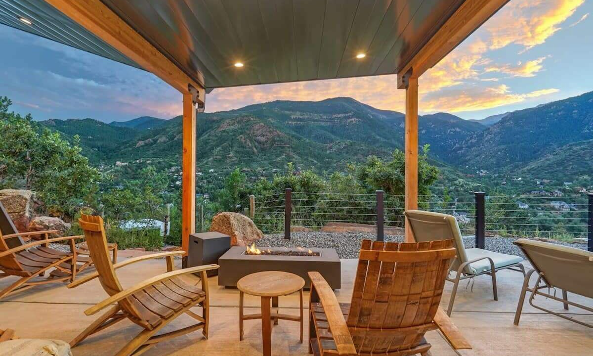 Photo of Patio Balcony in Manitou Springs Historic District
