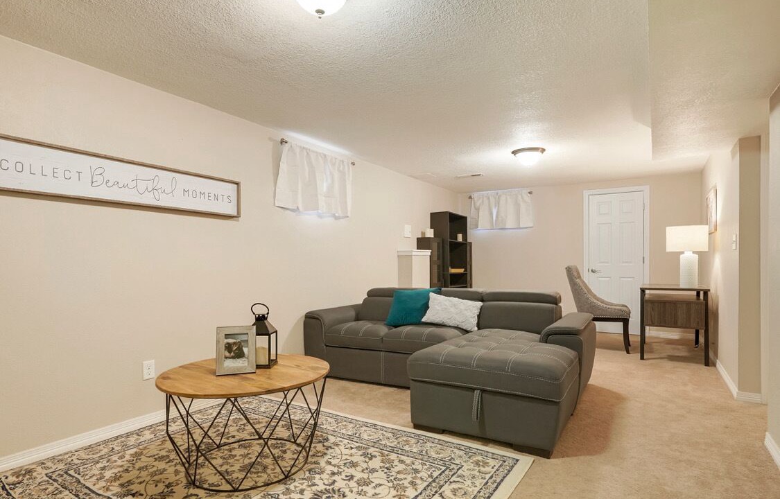 Photo of Livingroom in Foothill Green