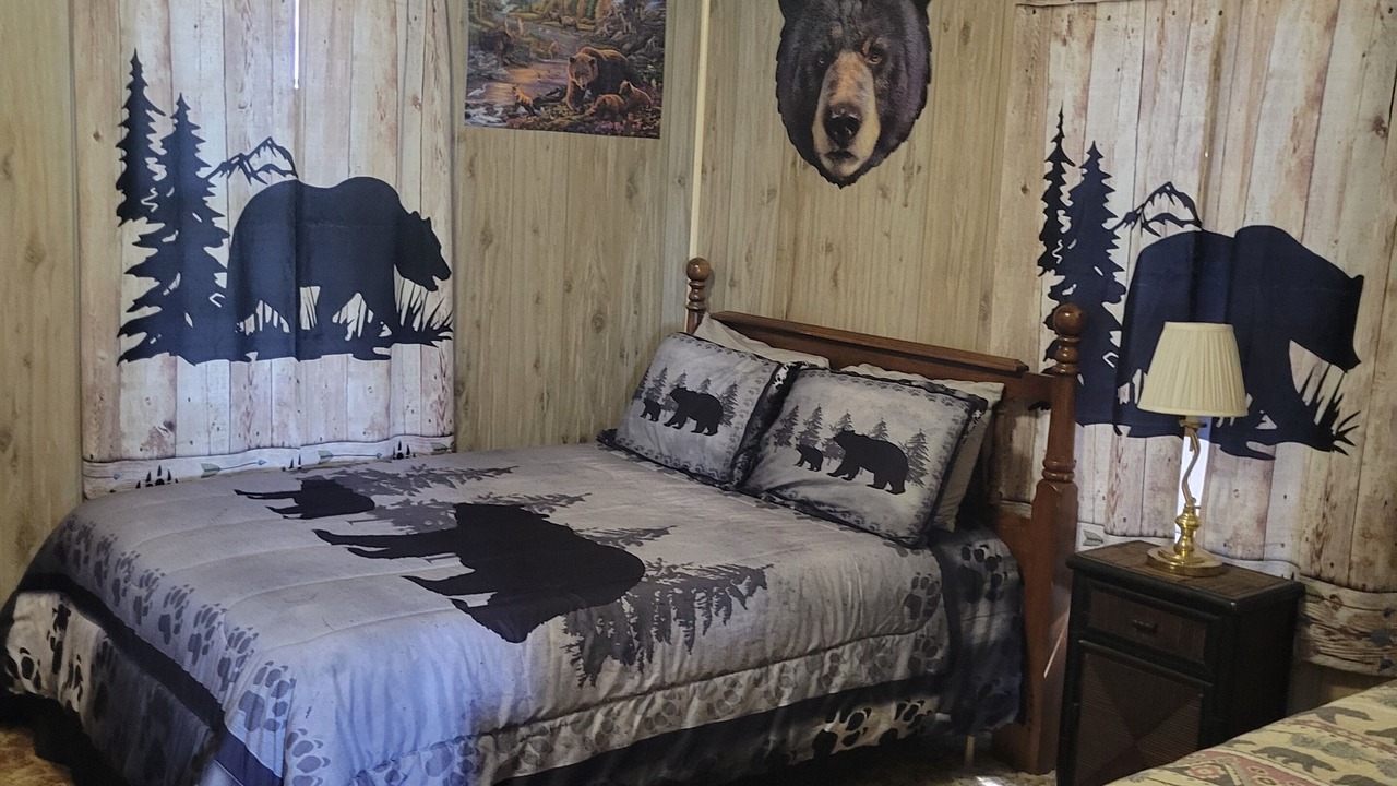 Photo of Bedroom in Collbran