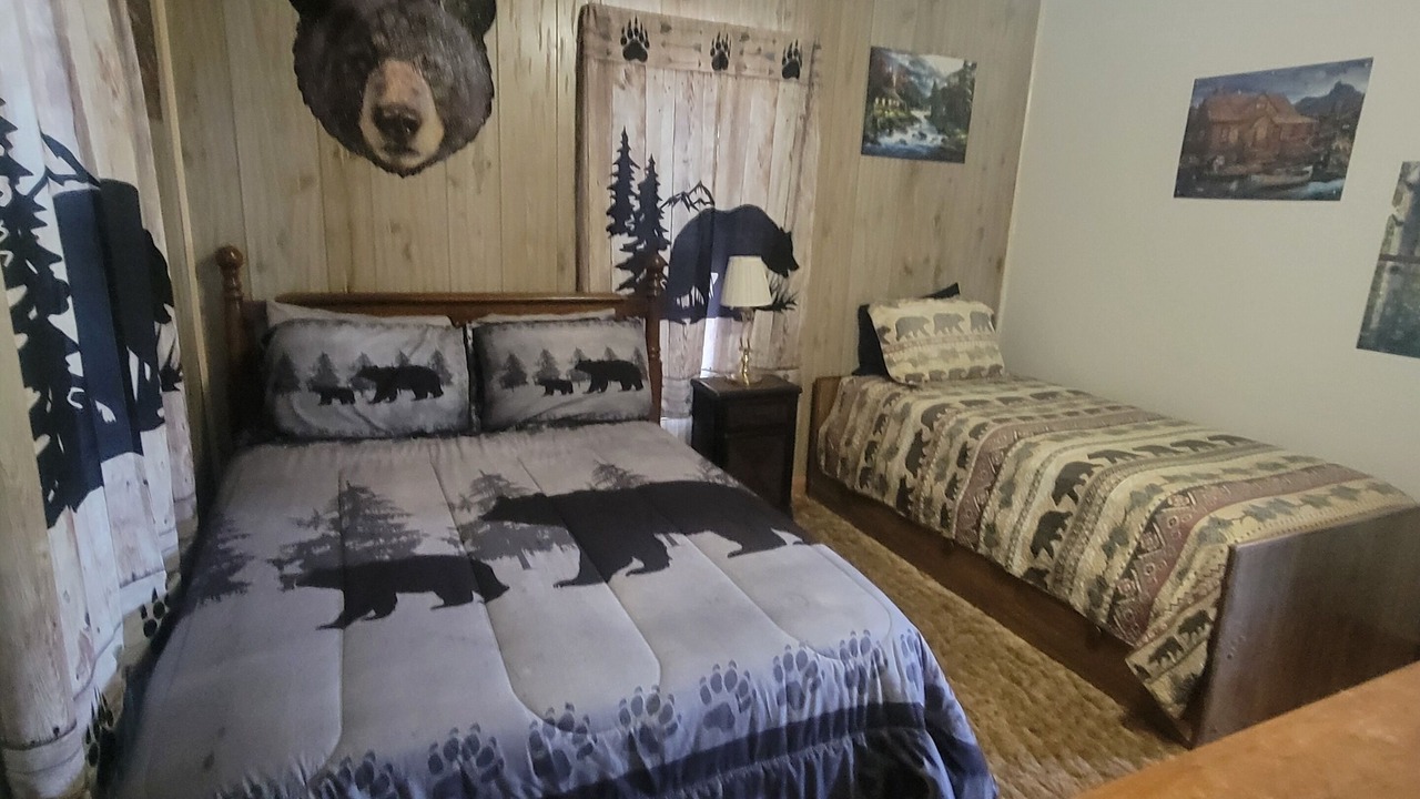 Photo of Bedroom in Collbran