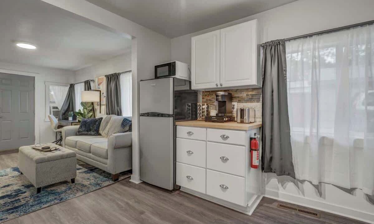 Photo of Bedroom in Central Colorado Springs
