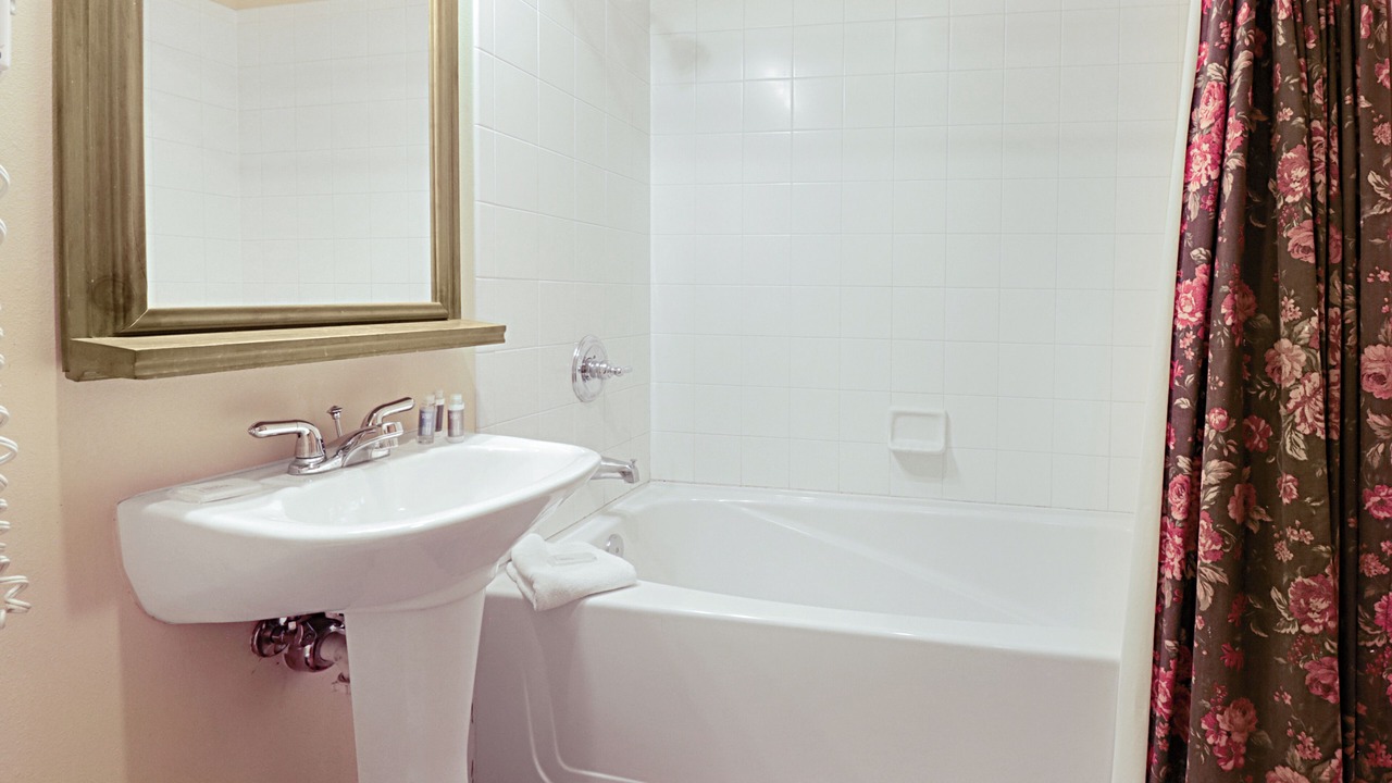 Photo of Bathroom in Copper Mountain Village