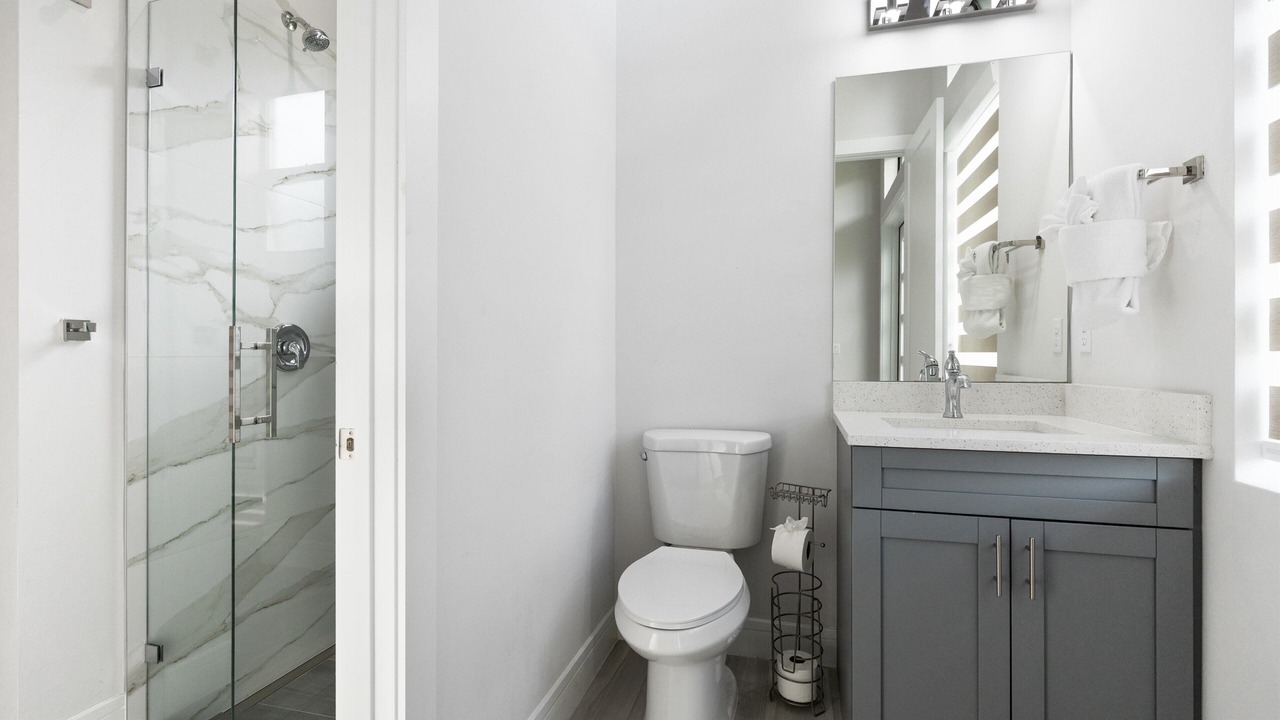 Photo of Bathroom in Naples Park