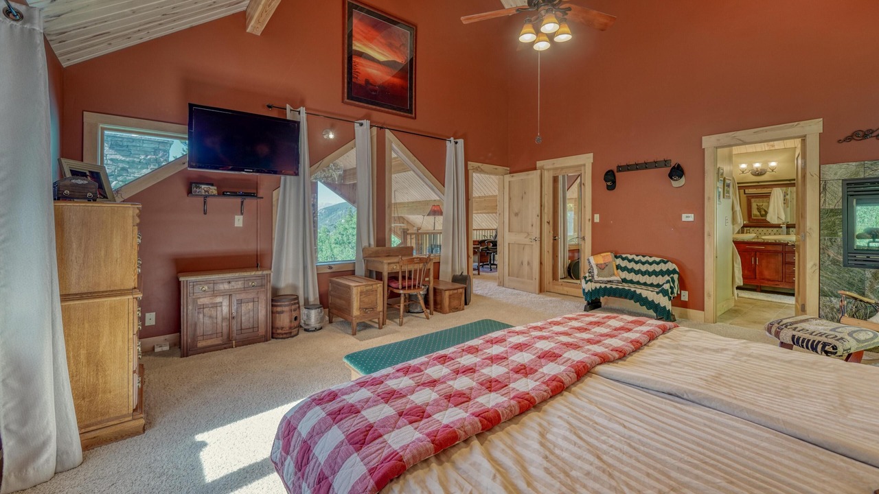 Photo of Bedroom in Leadville