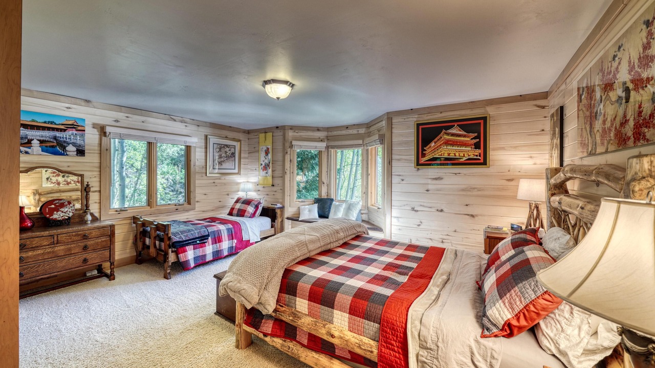 Photo of Bedroom in Leadville
