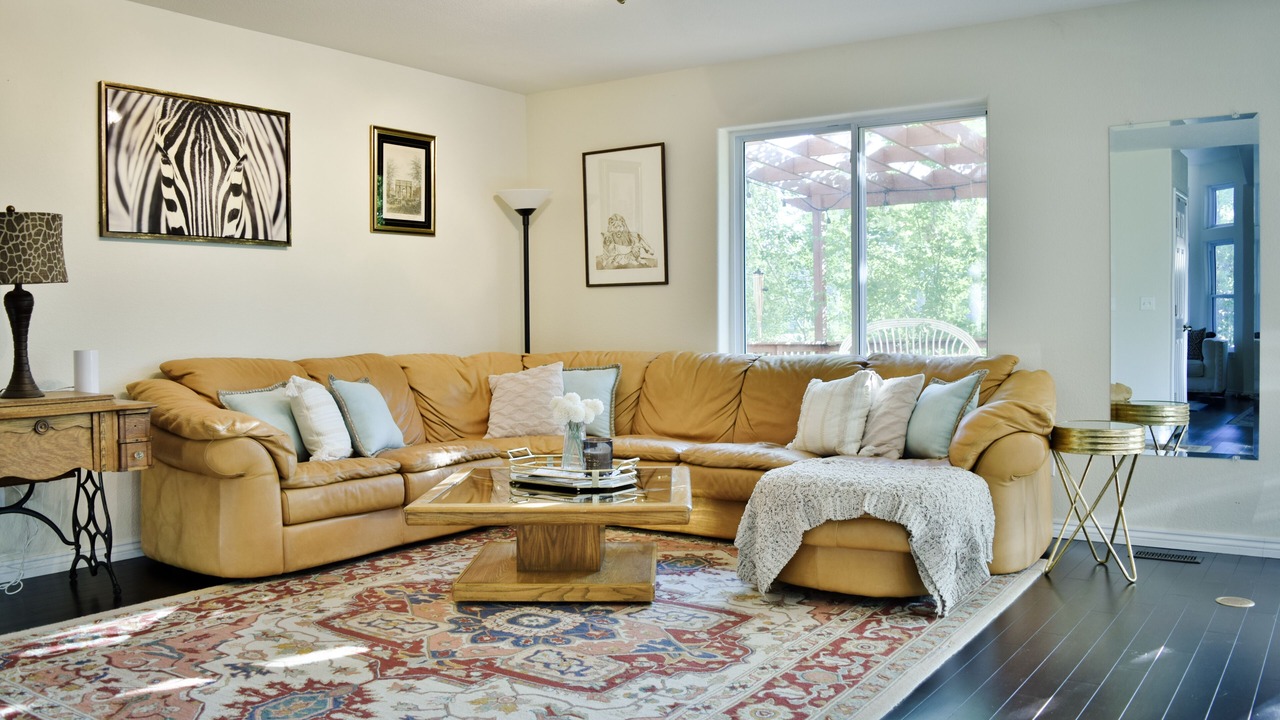 Photo of Livingroom in Loveland