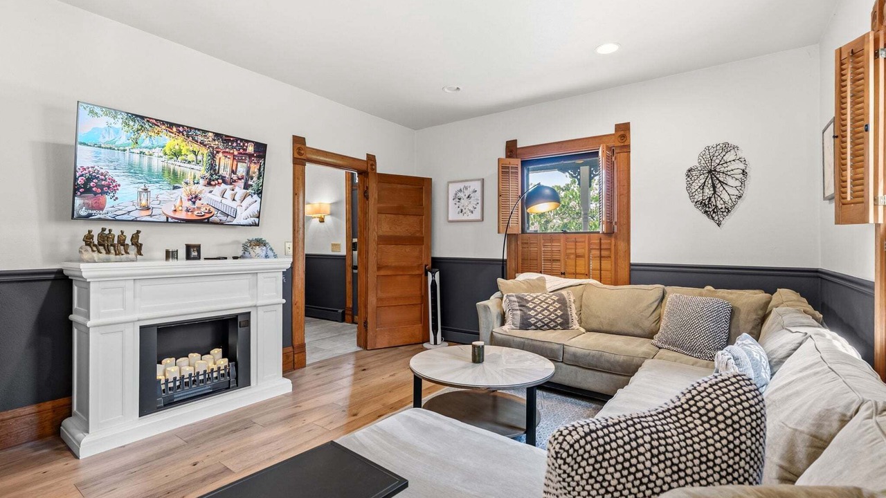 Photo of Livingroom in Littleton