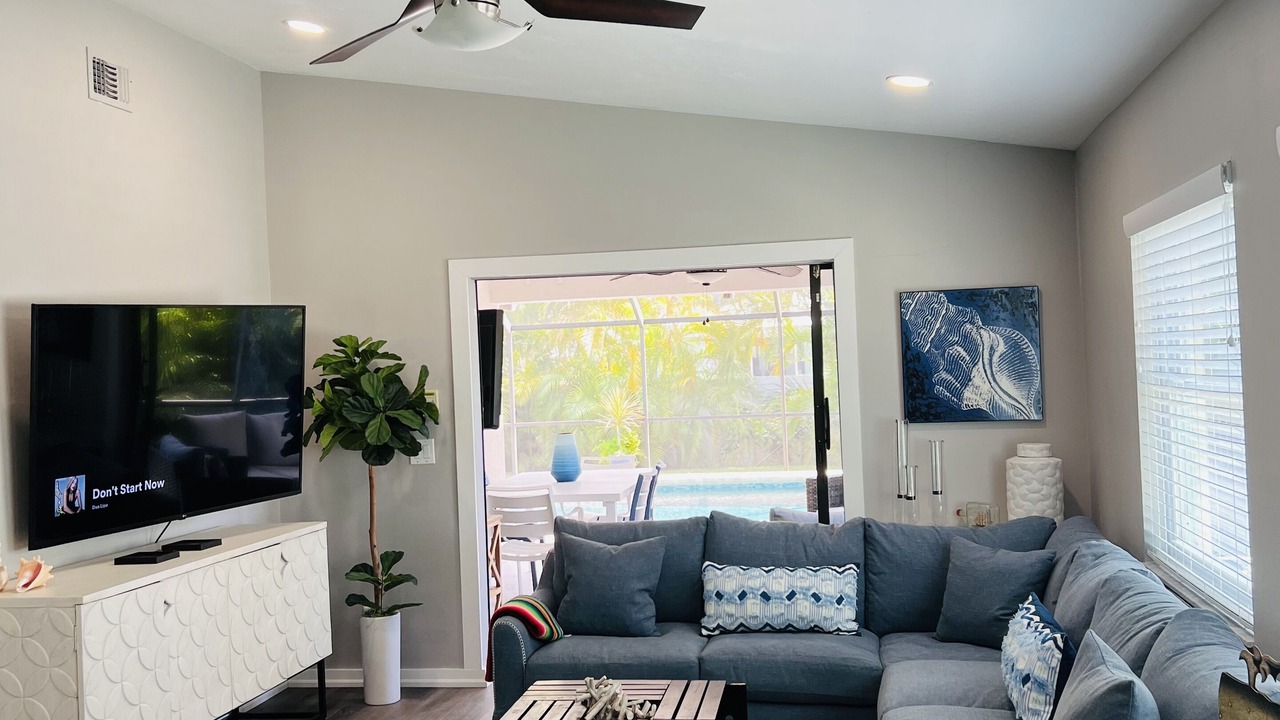 Photo of Livingroom in Naples Park