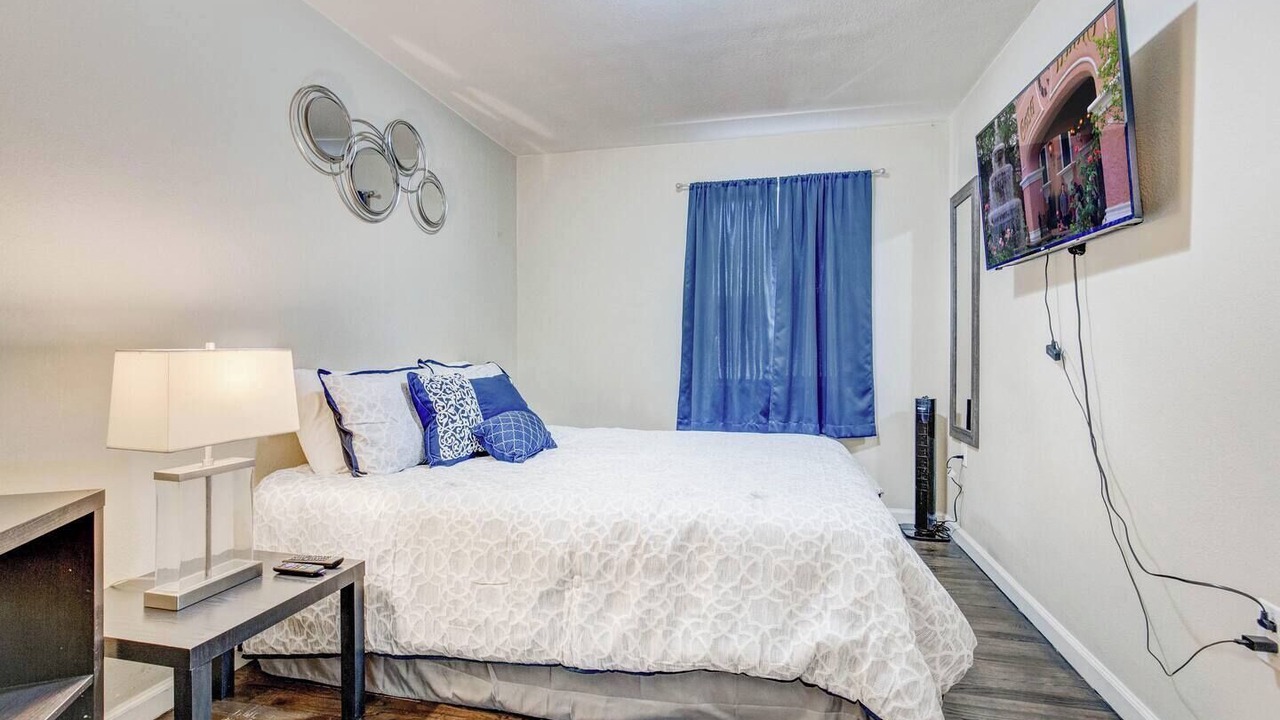 Photo of Bedroom in Lakewood