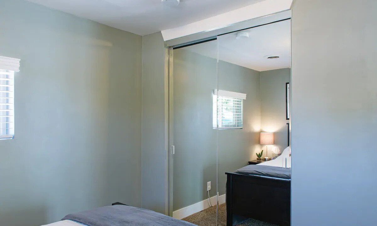 Photo of Bedroom in South Alameda
