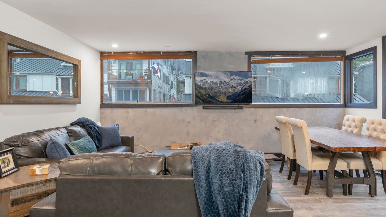Photo of Livingroom in Telluride