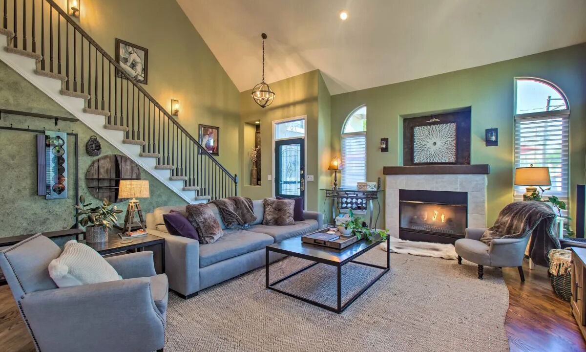 Photo of Livingroom in Cherry Creek