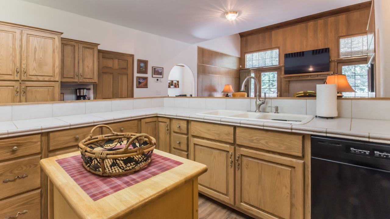 Photo of Kitchen in Woodland Park