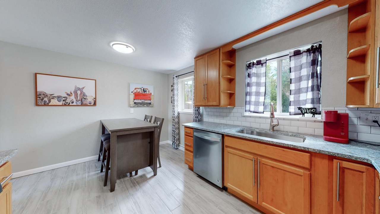 Photo of Kitchen in Arvada Plaza Area