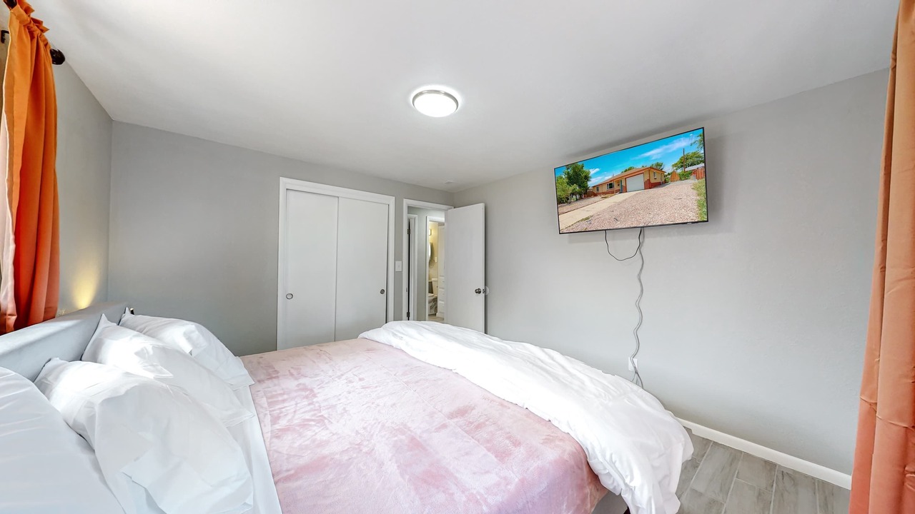 Photo of Bedroom in Arvada Plaza Area