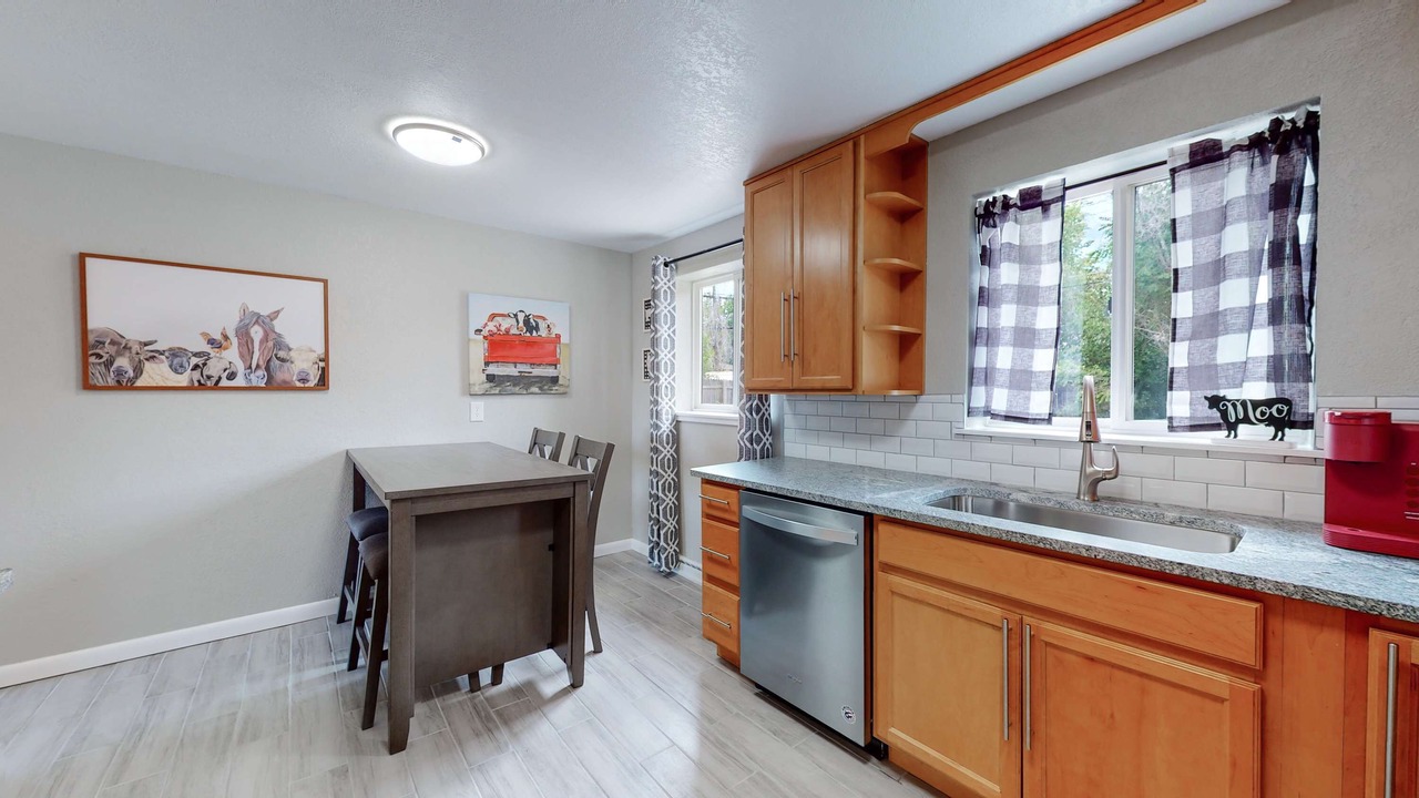 Photo of Kitchen in Arvada Plaza Area