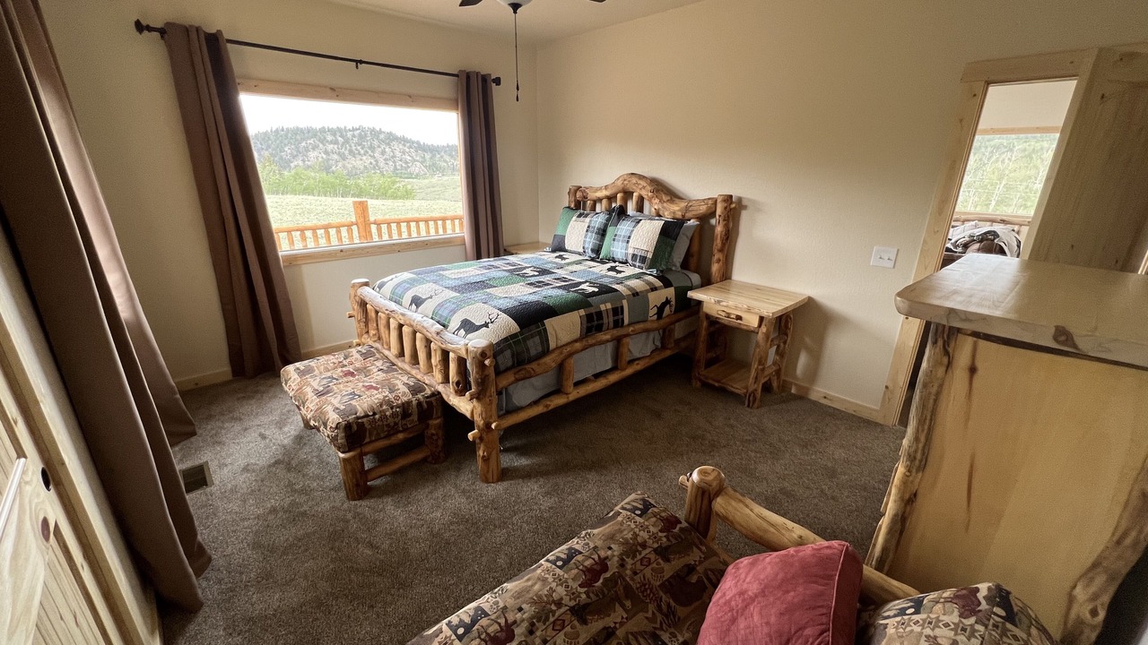 Photo of Bedroom in Indian Mountain