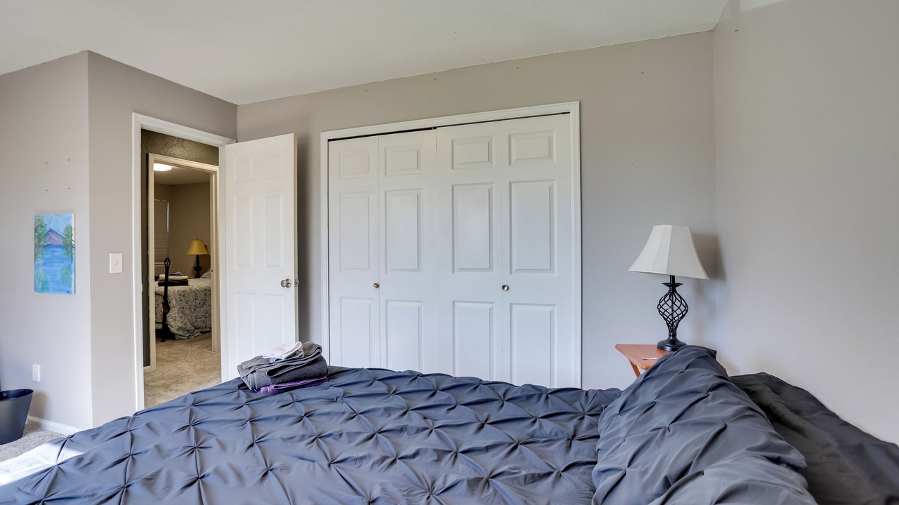 Photo of Bedroom in Columbine