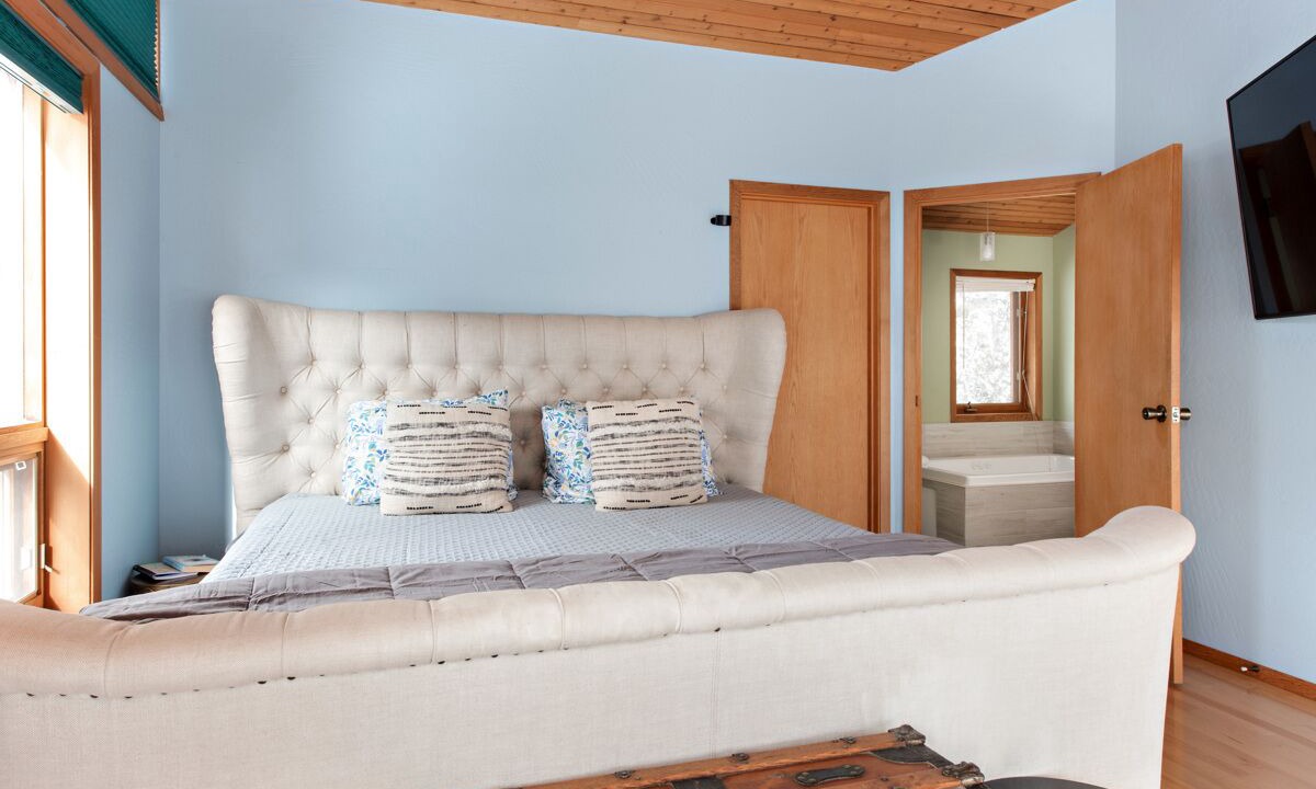 Photo of Bedroom in Glenwood Springs