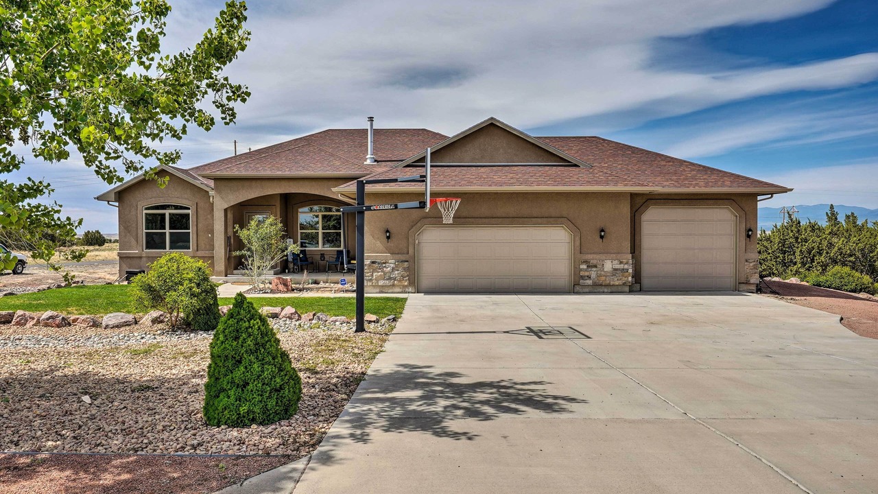 Photo of Outdoor in Pueblo West