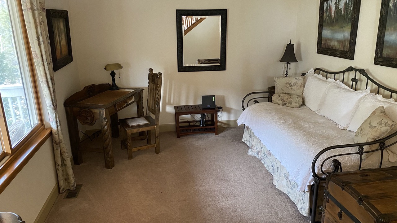 Photo of Bedroom in Evergreen