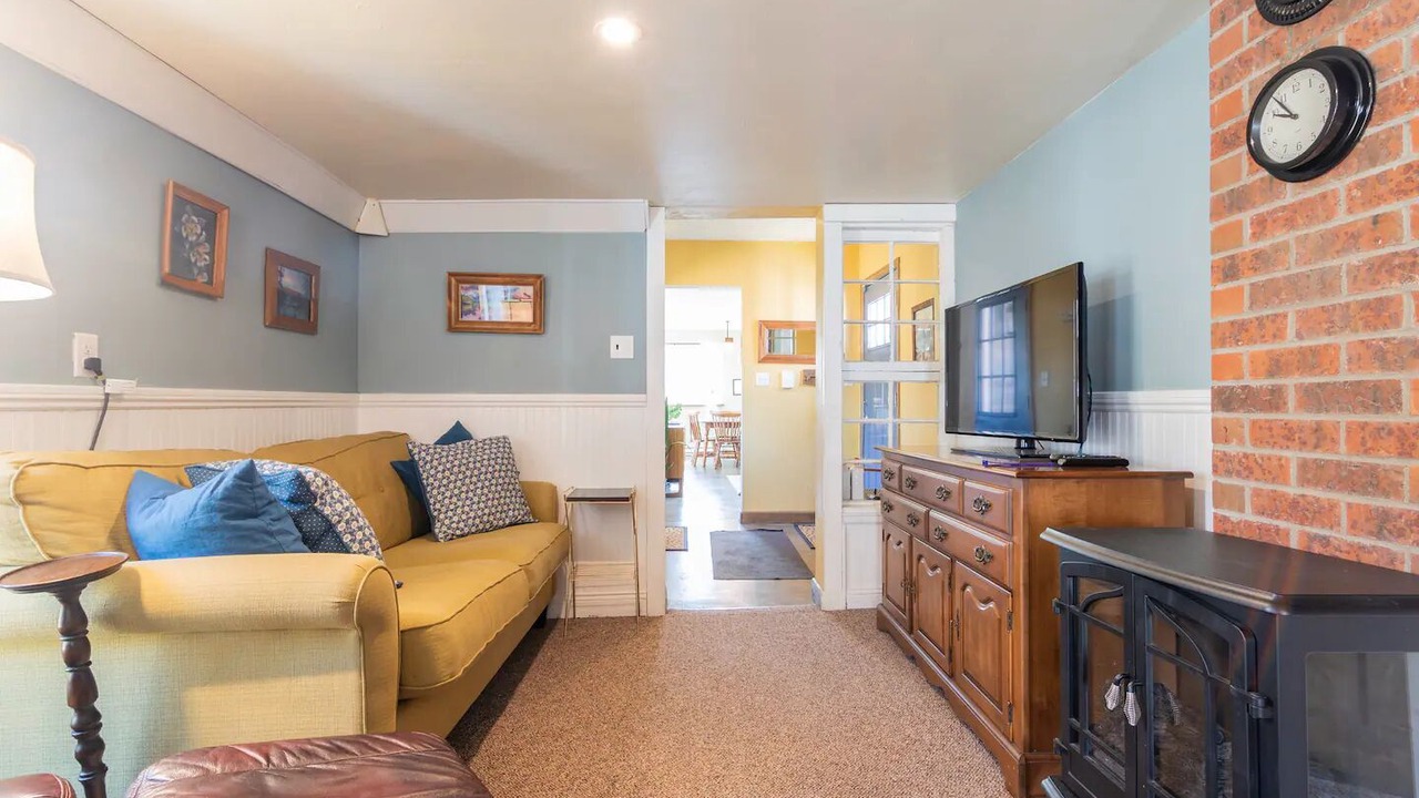 Photo of Livingroom in Pine