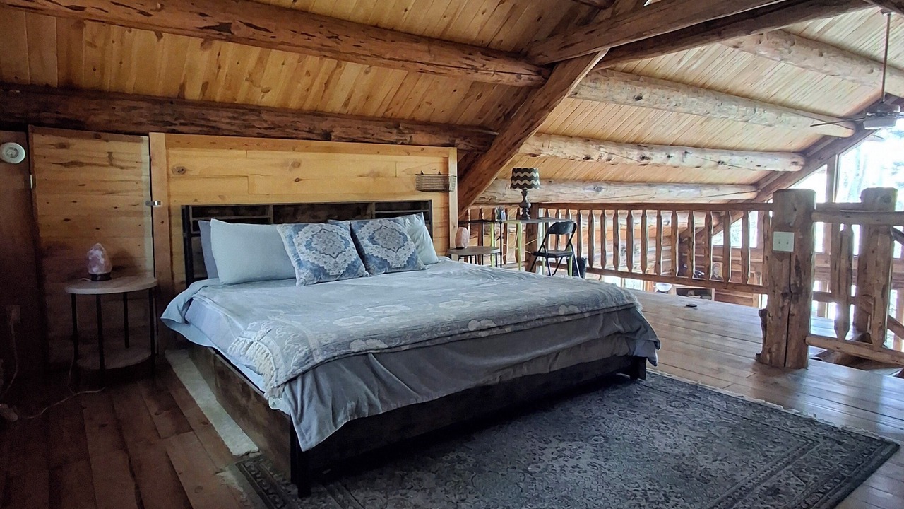 Photo of Bedroom in Cimarron