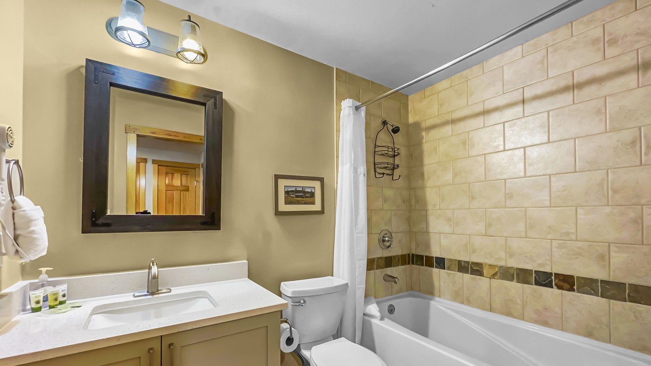 Photo of Bathroom in Copper Mountain Village