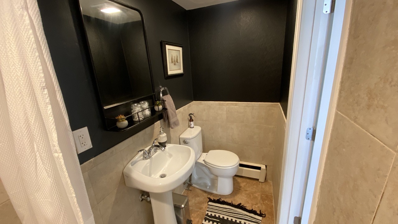 Photo of Bathroom in Old North Boulder