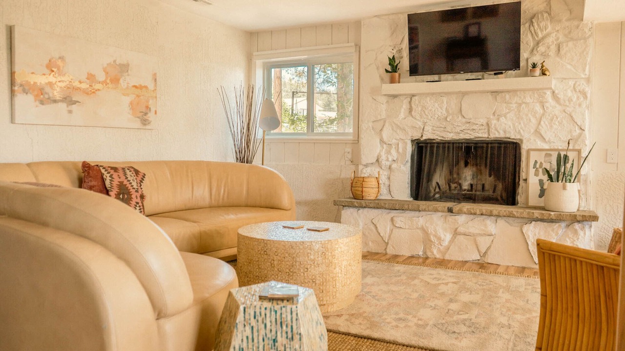 Photo of Livingroom in Northeast Colorado Springs