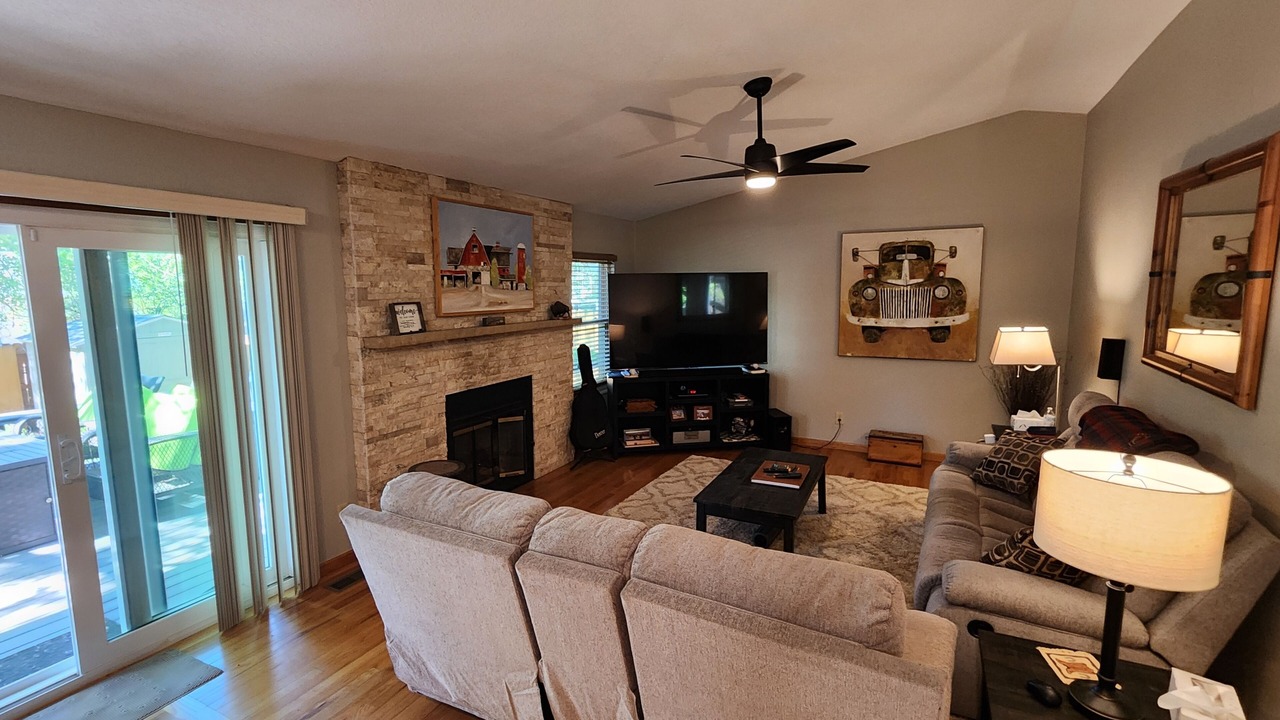 Photo of Livingroom in Louisville
