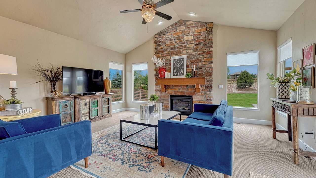 Photo of Livingroom in Flying Horse