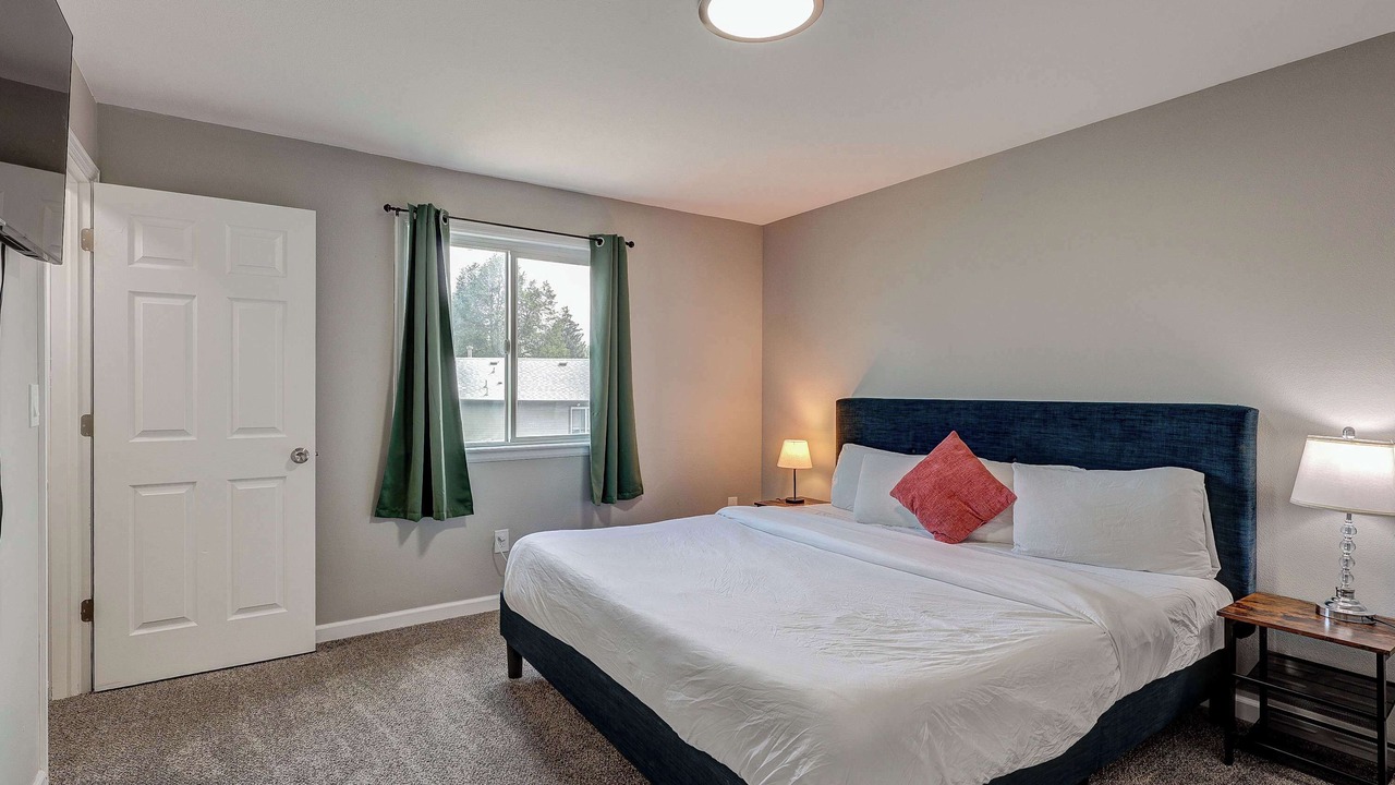 Photo of Bedroom in Aurora