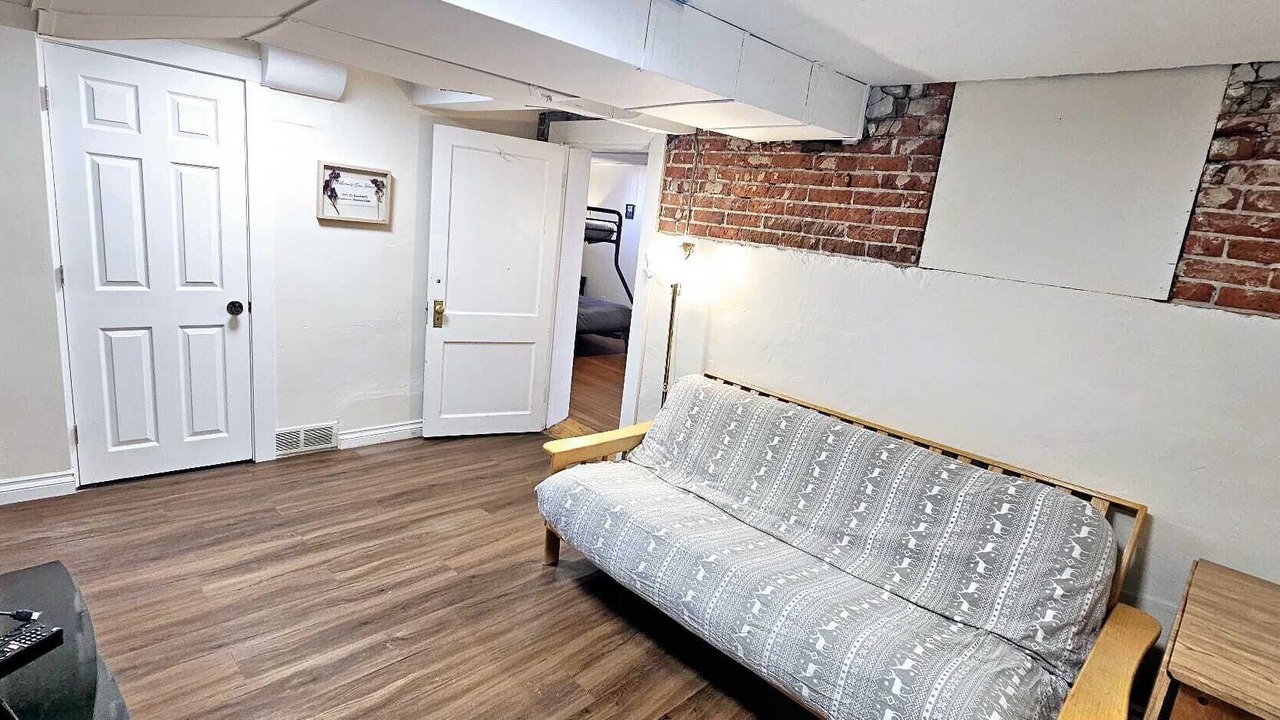 Photo of Livingroom in Athmar Park
